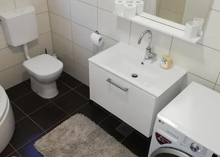 Apartmán Emily, 6 2 Guests, Newly Refurbished